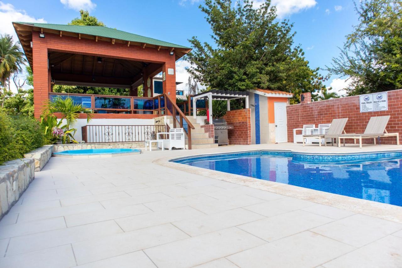Residencial Sfa Pedernales Villa Exterior photo